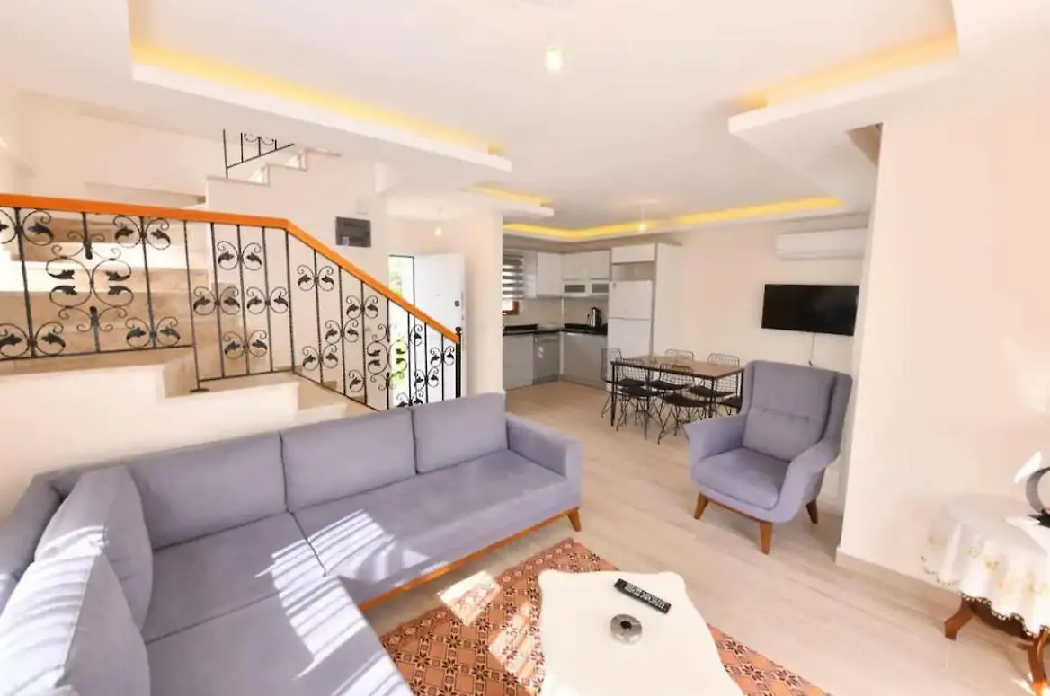 Meryi Oeluedeniz Villa Fethiye